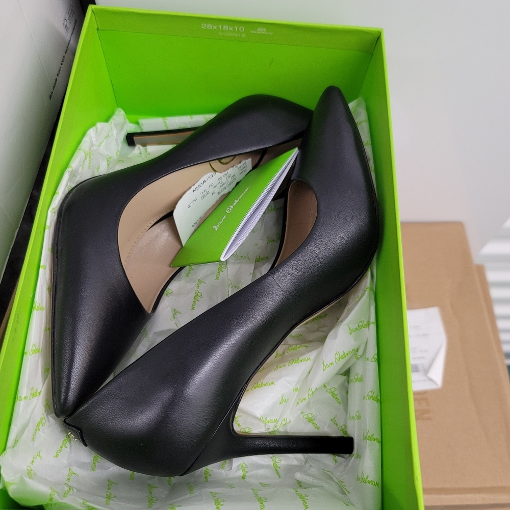 Woman shoes